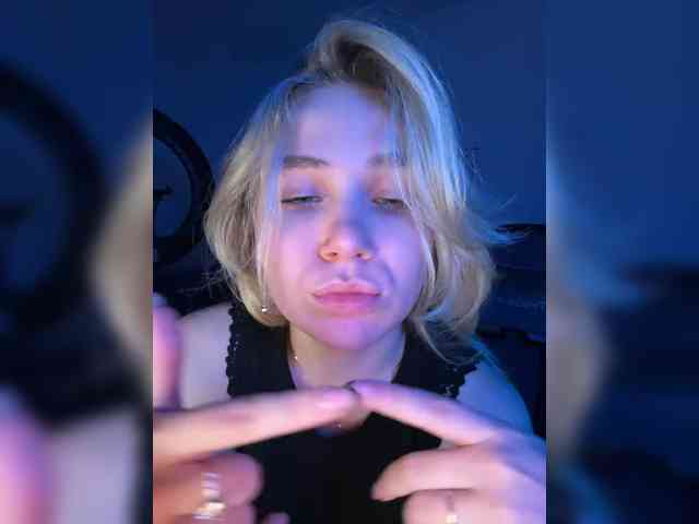 alicelaff webcam