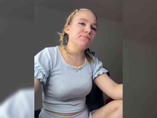 alicelaff webcam