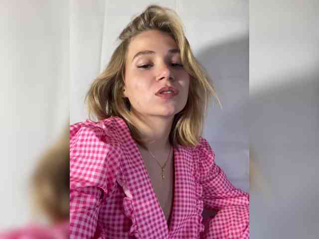 alicelaff webcam