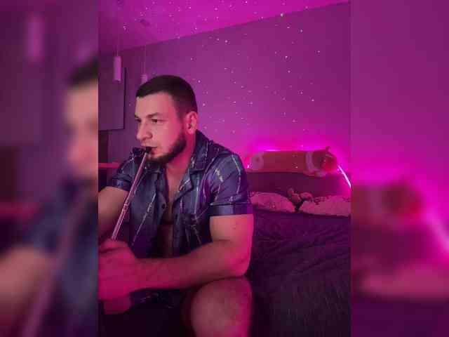 free chatting Tina-Tigran