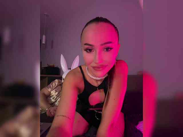 pvt chat Tina-Tigran