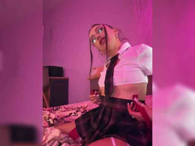 flirt chatroom Tina-Tigran
