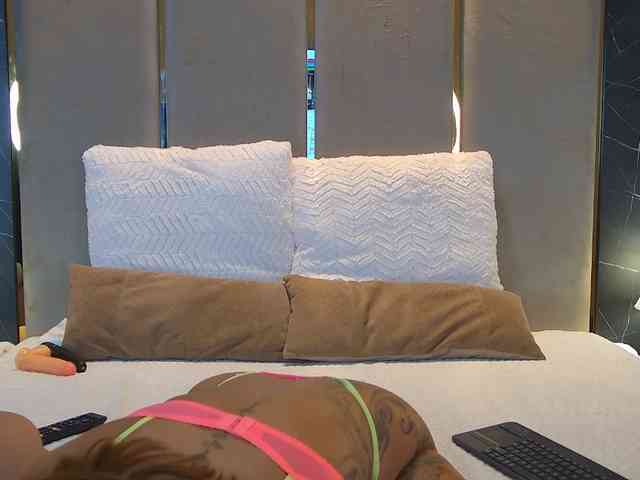 AliceBurke webcam