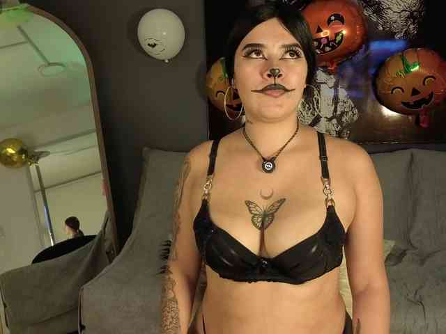 miacardonas webcam