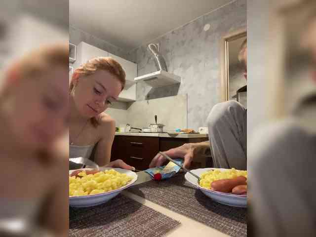 FoxBaby691 webcam