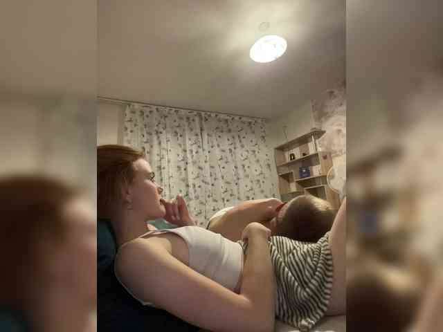 FoxBaby691 webcam