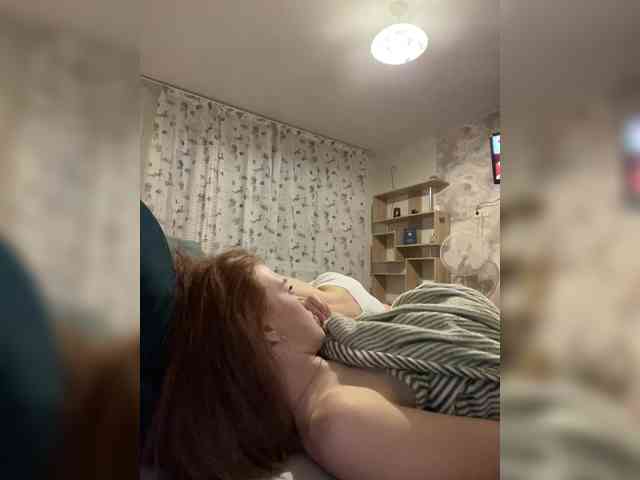 FoxBaby691 webcam