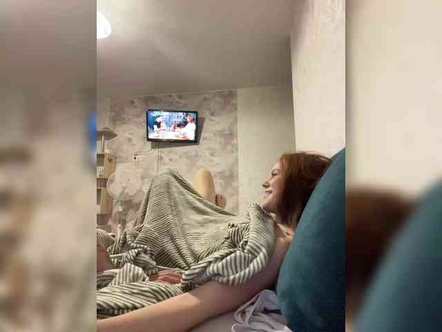FoxBaby691 webcam
