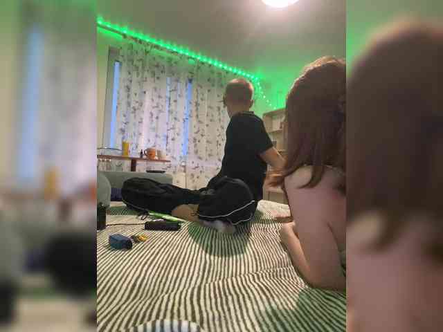 FoxBaby691 webcam