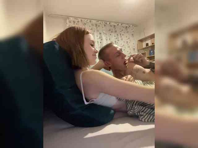 FoxBaby691 webcam