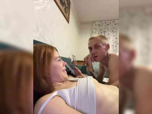 FoxBaby691 webcam
