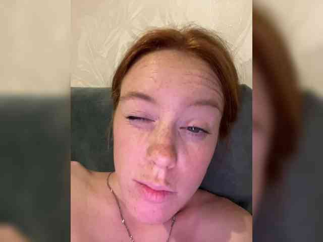 FoxBaby691 webcam