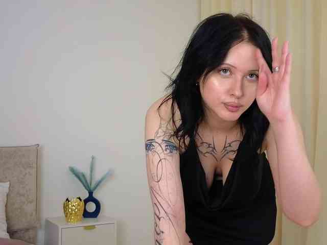 LisaMiller webcam