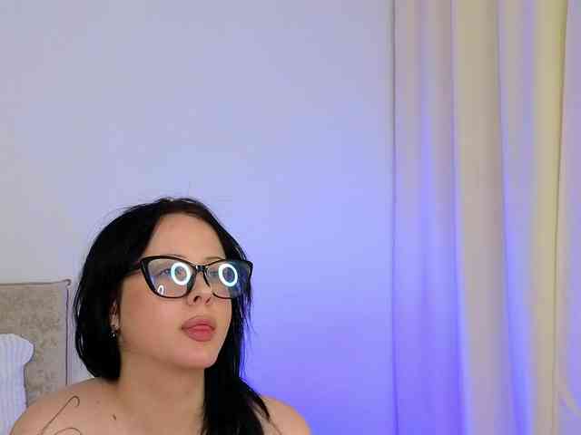 LisaMiller webcam