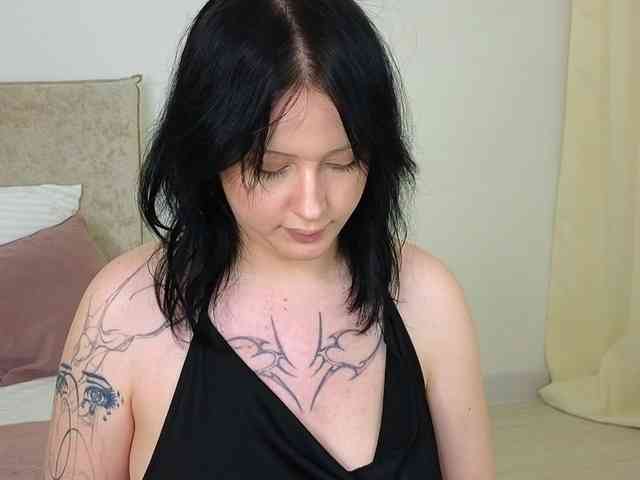 LisaMiller webcam