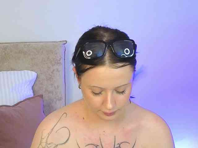 LisaMiller webcam
