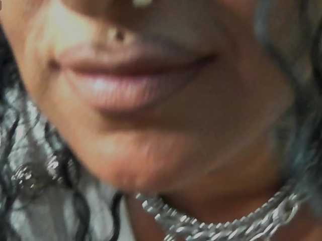 SierraQuinn's BongaCams show and profile