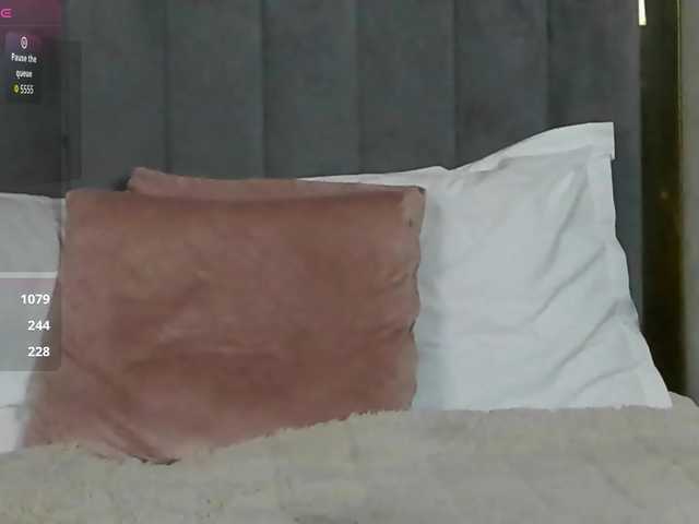 SierraQuinn's BongaCams show and profile