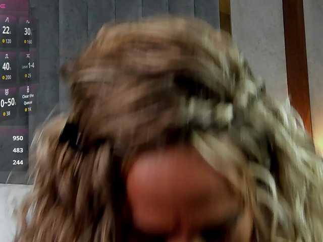 SierraQuinn's BongaCams show and profile