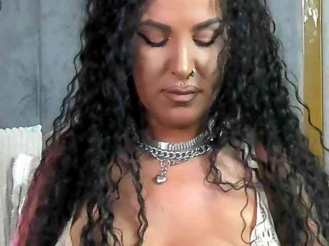 SierraQuinn SierraQuinn