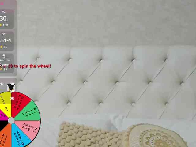 SierraQuinn webcam