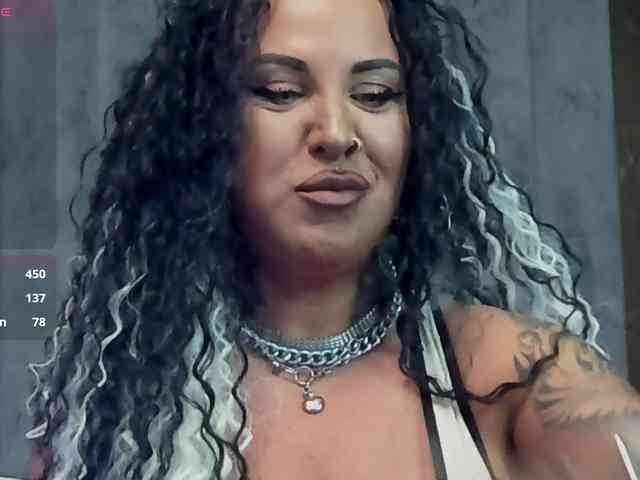 SierraQuinn SierraQuinn