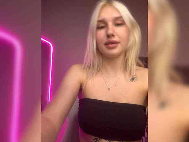EvelinaKiss webcam