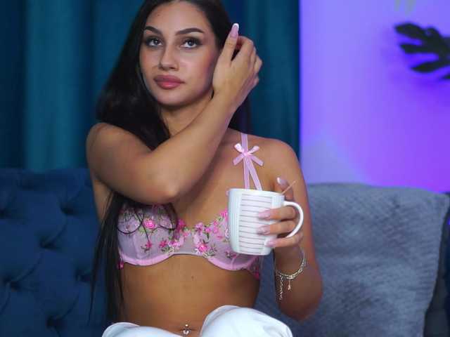 NinnaVoss's BongaCams show and profile