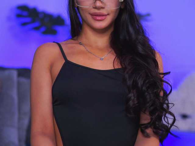 NinnaVoss's BongaCams show and profile