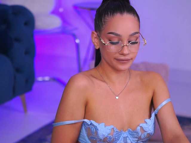 NinnaVoss's BongaCams show and profile