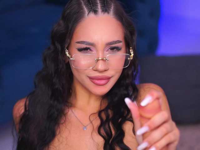 NinnaVoss's BongaCams show and profile