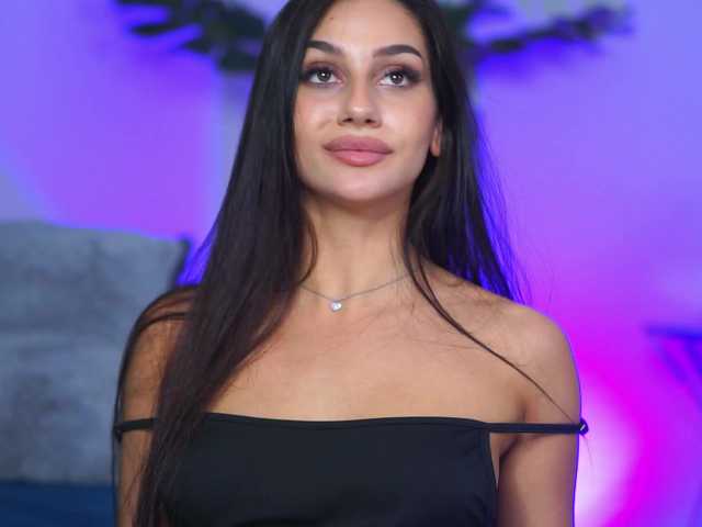 NinnaVoss's BongaCams show and profile