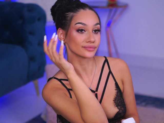 NinnaVoss's BongaCams show and profile