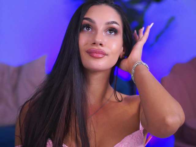 NinnaVoss's BongaCams show and profile