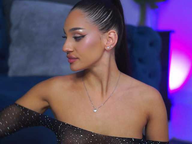 NinnaVoss's BongaCams show and profile