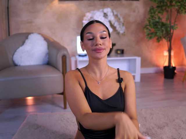 NinnaVoss's BongaCams show and profile