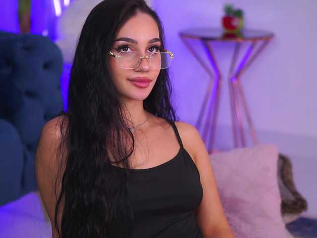 NinnaVoss's BongaCams show and profile