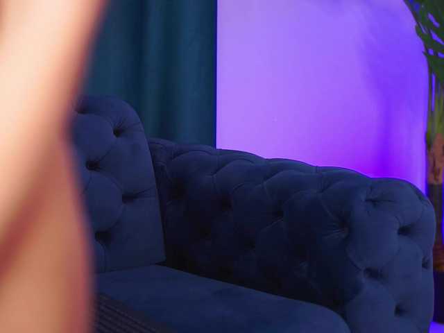 NinnaVoss's BongaCams show and profile