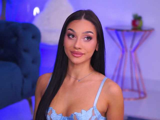 NinnaVoss's BongaCams show and profile