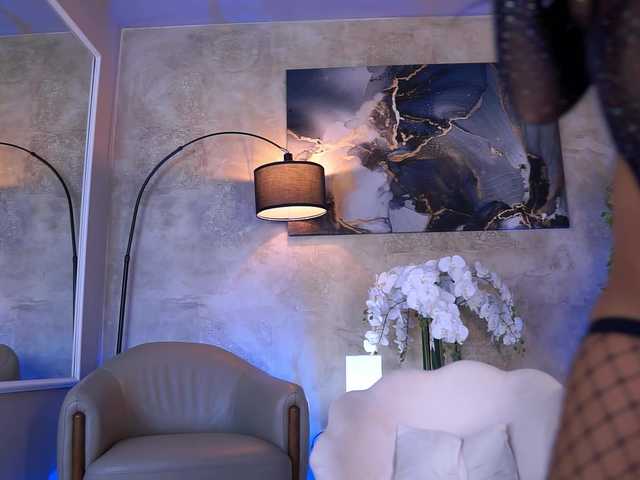 NinnaVoss's BongaCams show and profile