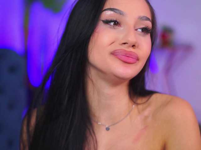 NinnaVoss's BongaCams show and profile