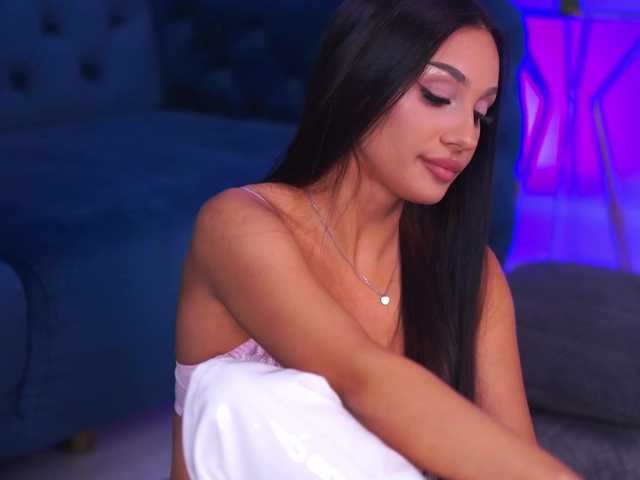 NinnaVoss's BongaCams show and profile