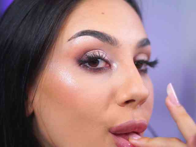 online cam to cam NinnaVoss