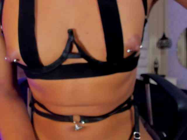 keytiinthomson Live Webcam on BongaCams