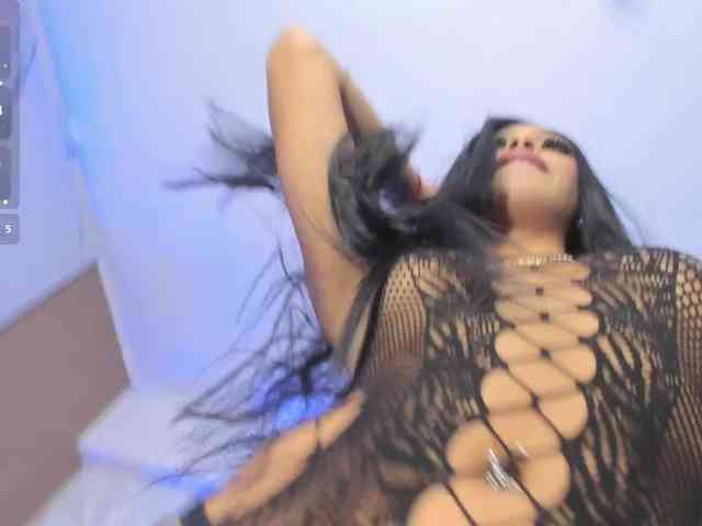 keytiinthomson Live Webcam on BongaCams