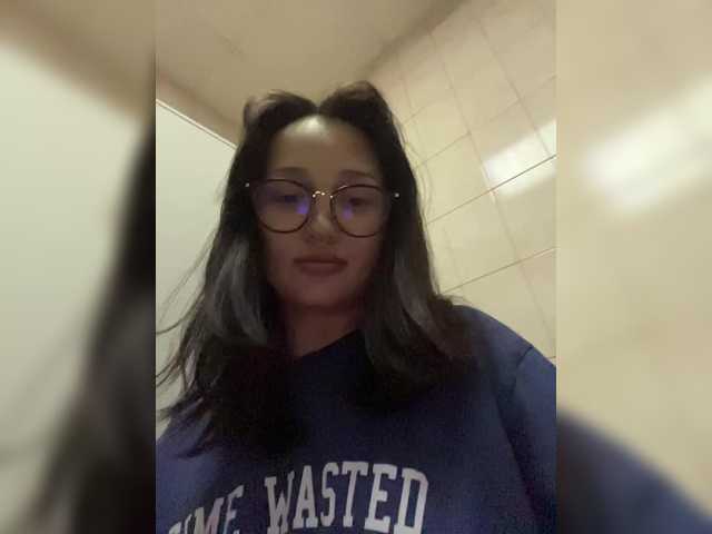 littlewetgirl live sex