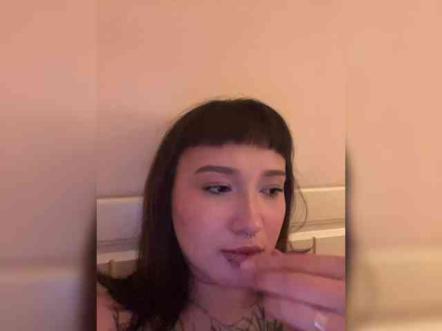 littlewetgirl's webcam live show