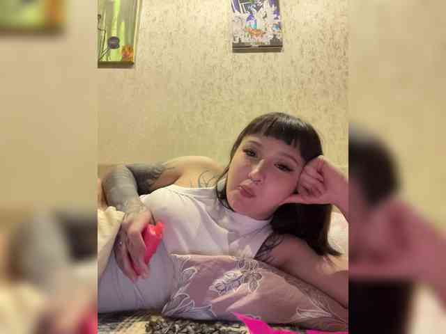 littlewetgirl webcam