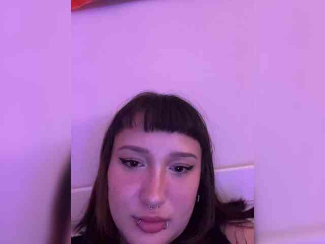 littlewetgirl webcam