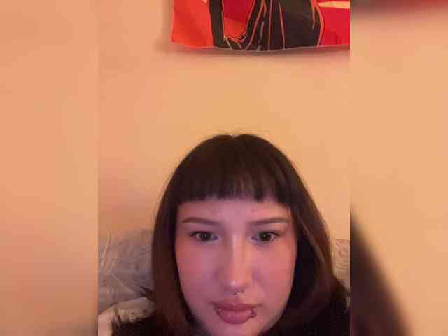 littlewetgirl webcam